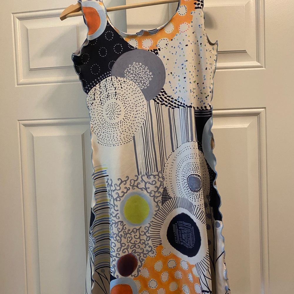 Haystacks Reversible Abstract Patterned Sleeveles… - image 3